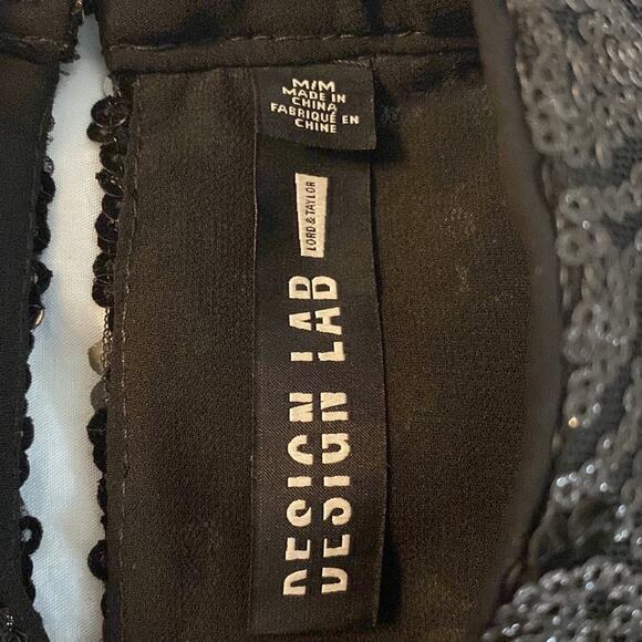 Design Lab Velvet and Sequin Cold Shoulder Top Size Medium - Picture 4 of 7